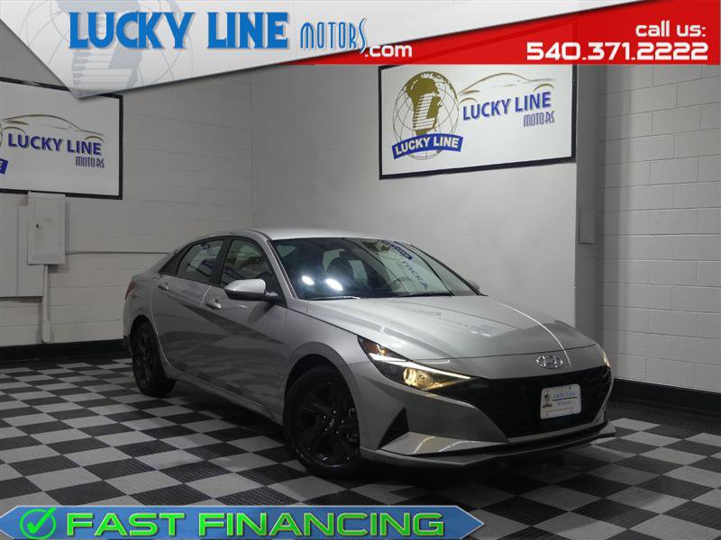 Used 2022 Hyundai Elantra SEL w/ Convenience Package FWD image 1