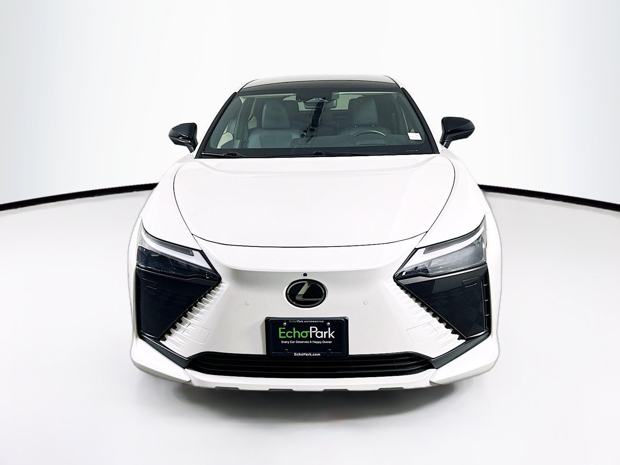 Used 2023 Lexus RZ 450e Premium w/ Technology Package AWD/4WD image 2