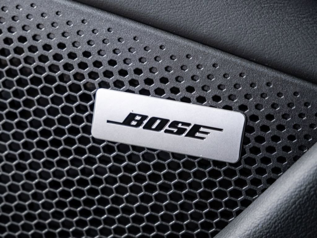 Used 2021 Porsche Taycan image 7