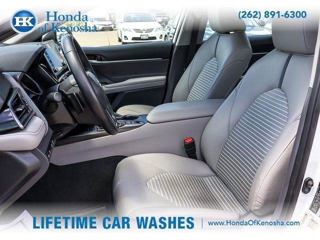 Used 2024 Toyota Camry SE FWD image 10