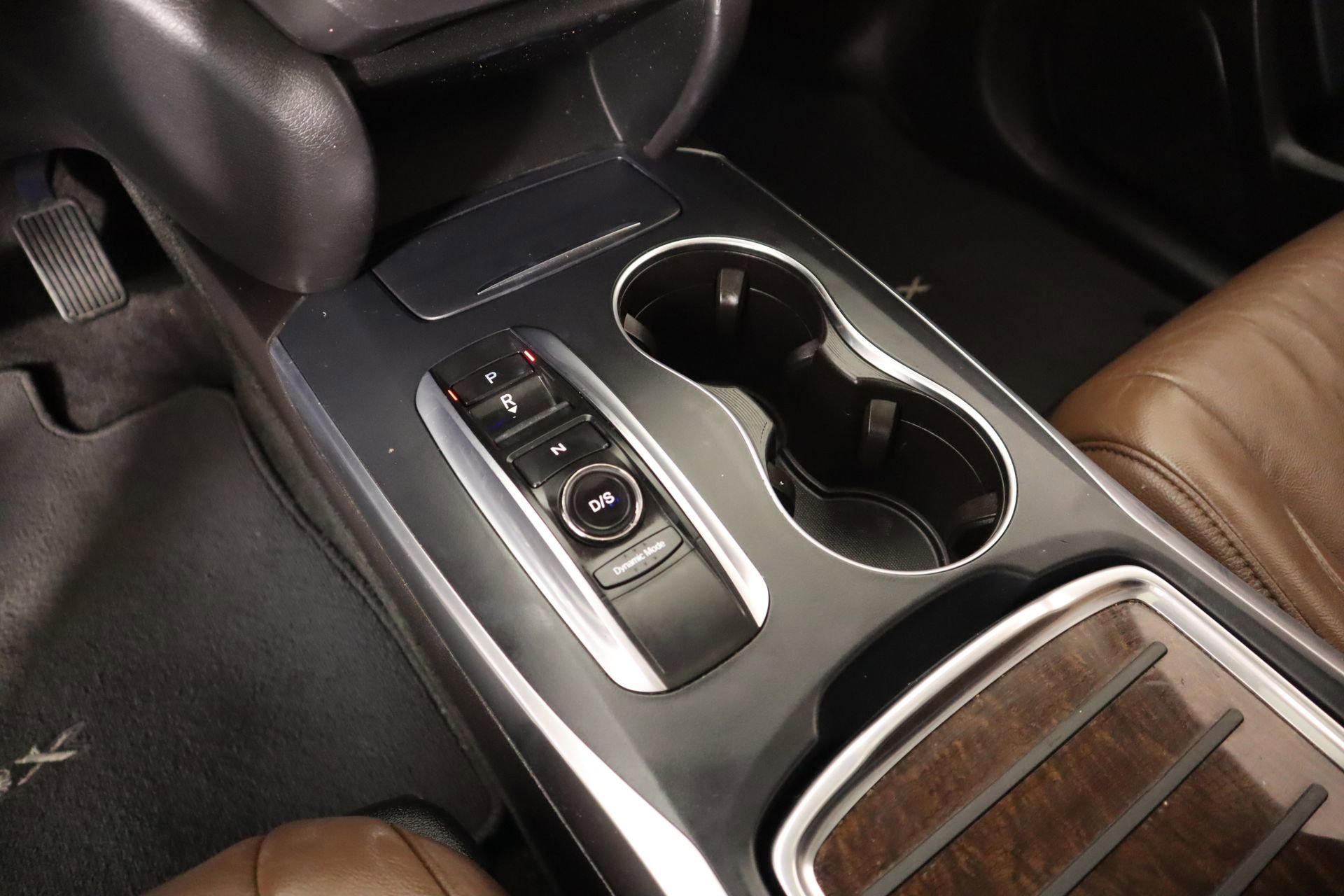 Used 2018 Acura MDX SH-AWD w/ Technology Package image 9