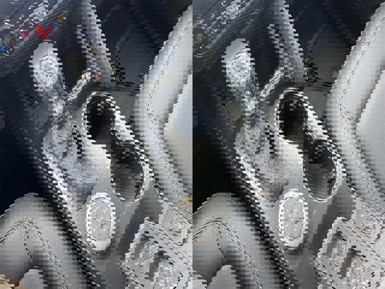 New 2025 Ford Bronco Big Bend w/ Black Diamond Package image 8