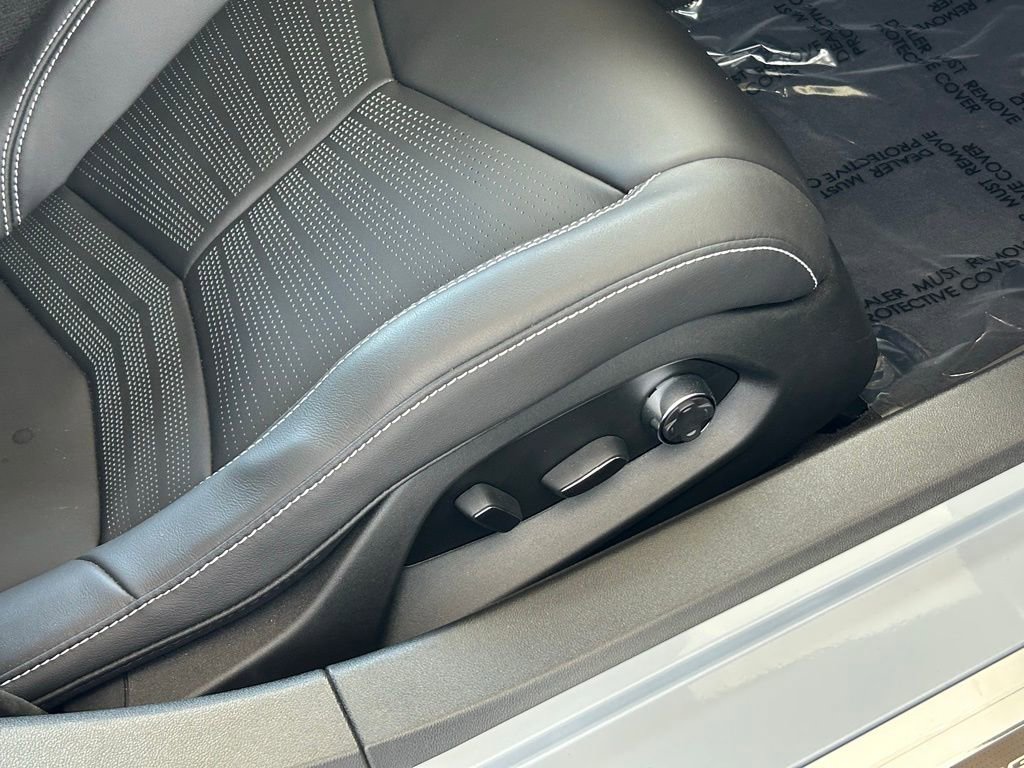 Used 2024 Chevrolet Corvette Stingray Premium Conv w/ Battery Protection Package image 43