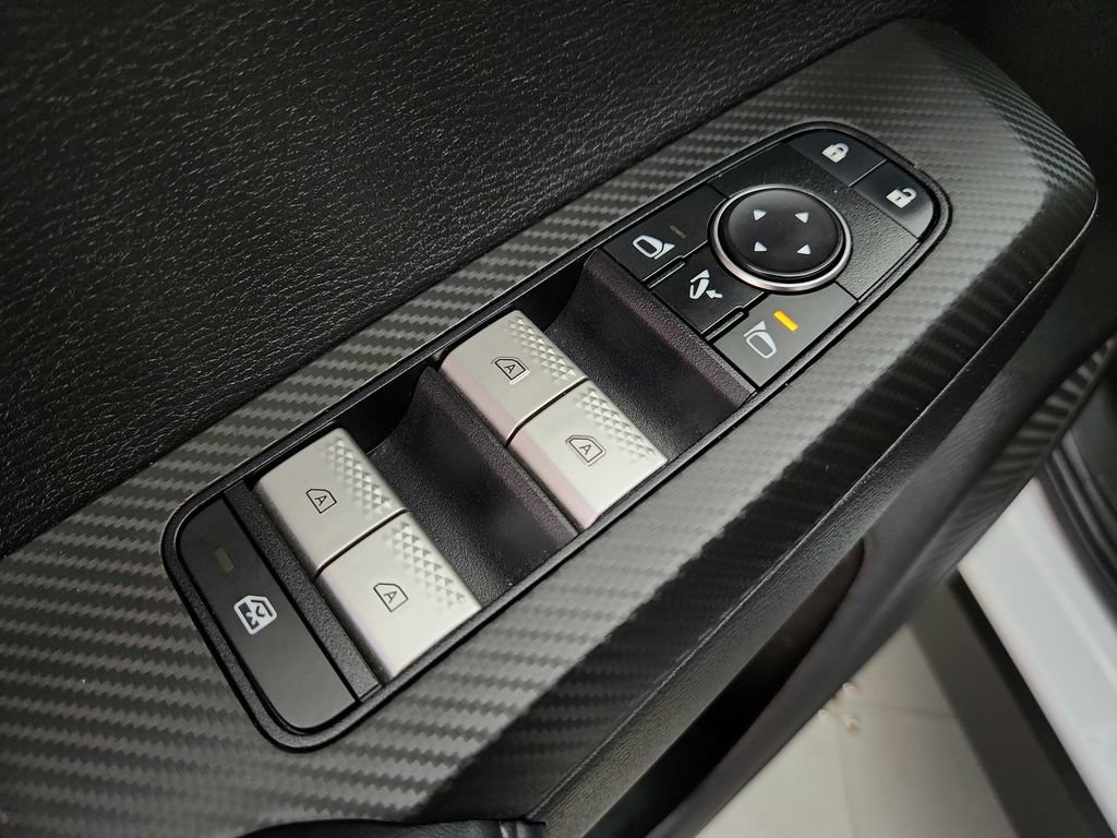 Used 2023 Mitsubishi Outlander Ralliart AWD/4WD image 23