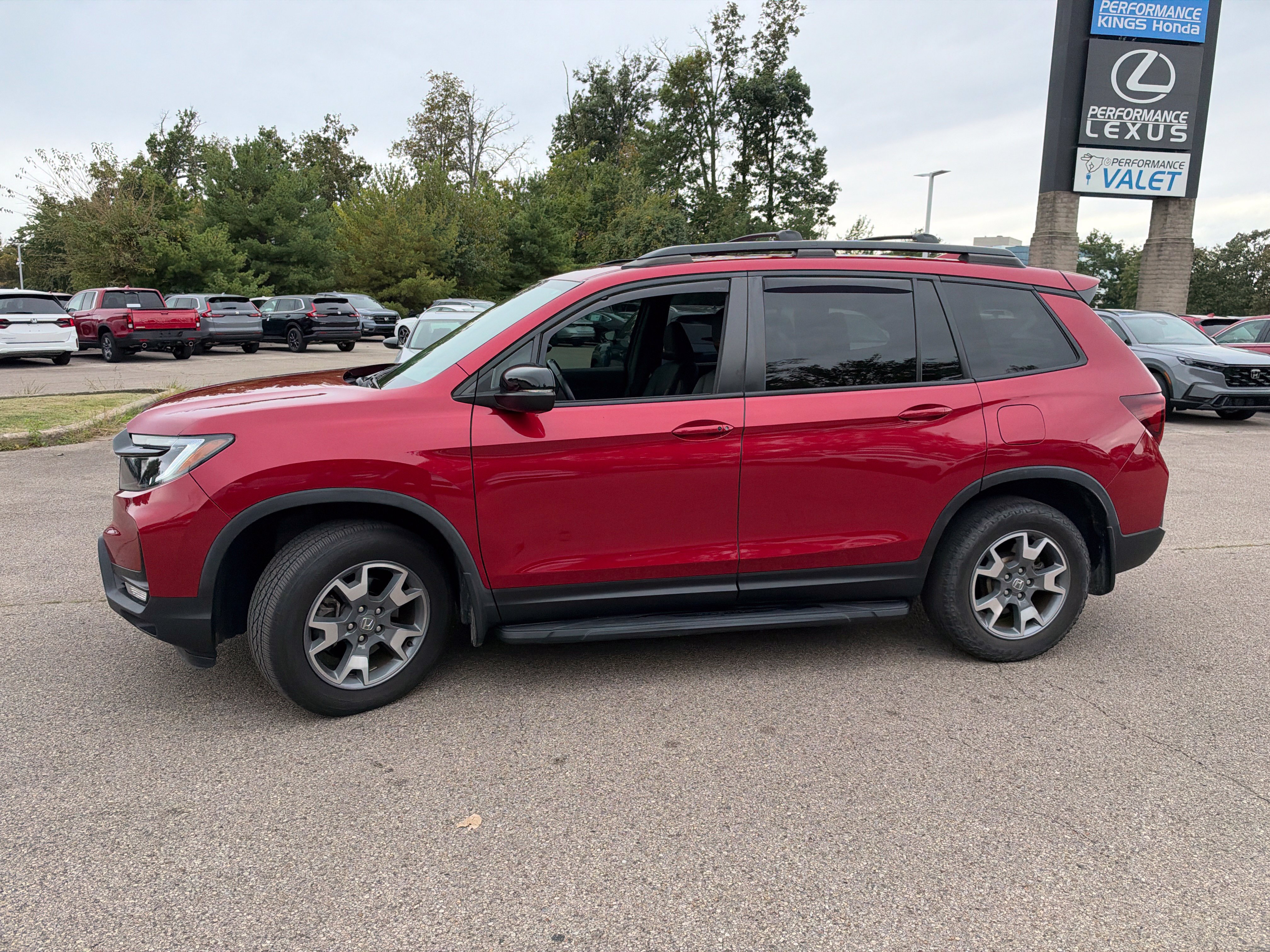 Used 2023 Honda Passport TrailSport image 9