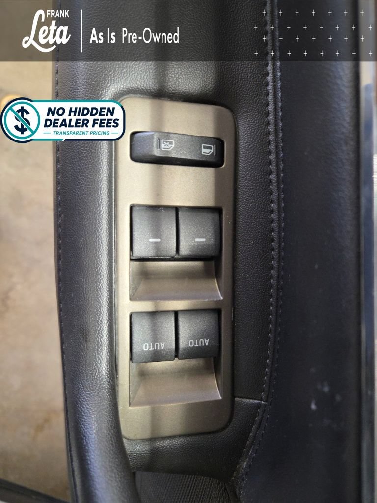 Used 2013 Lincoln MKX AWD image 23