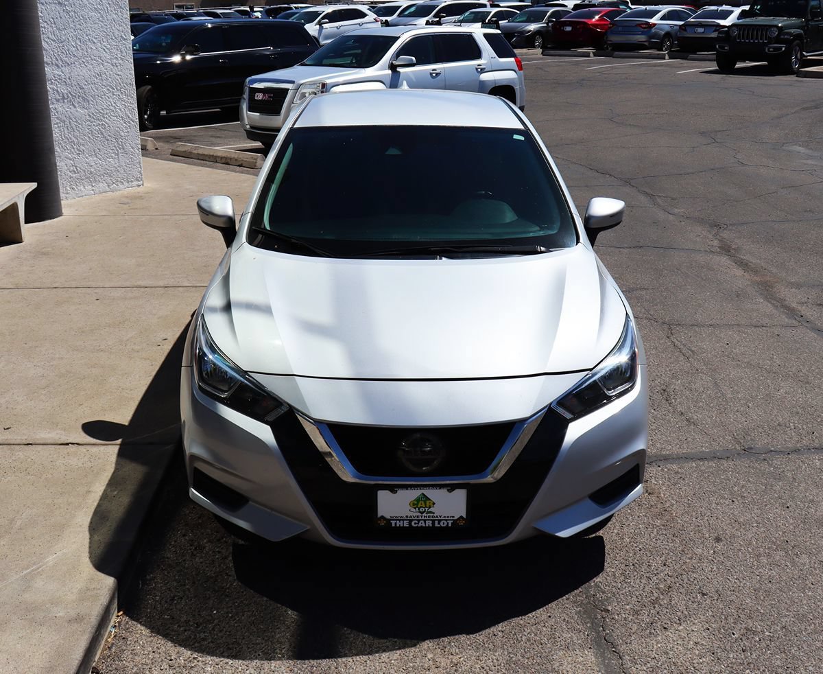 Used 2021 Nissan Versa SV FWD image 15