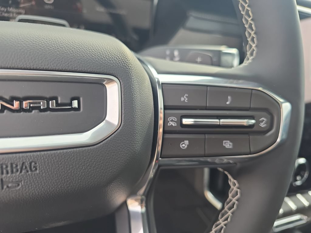 New 2026 GMC Acadia Denali w/ Super Cruise Package FWD image 19