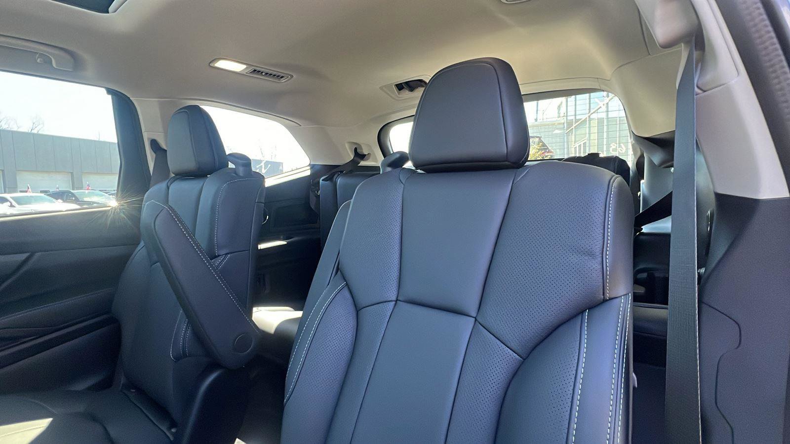 New 2026 Subaru Ascent Limited image 25