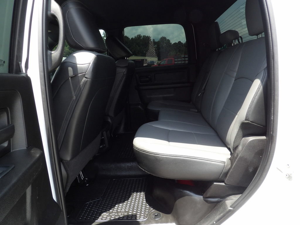 Used 2024 RAM 2500 Tradesman w/ Snow Chief Group AWD/4WD image 30