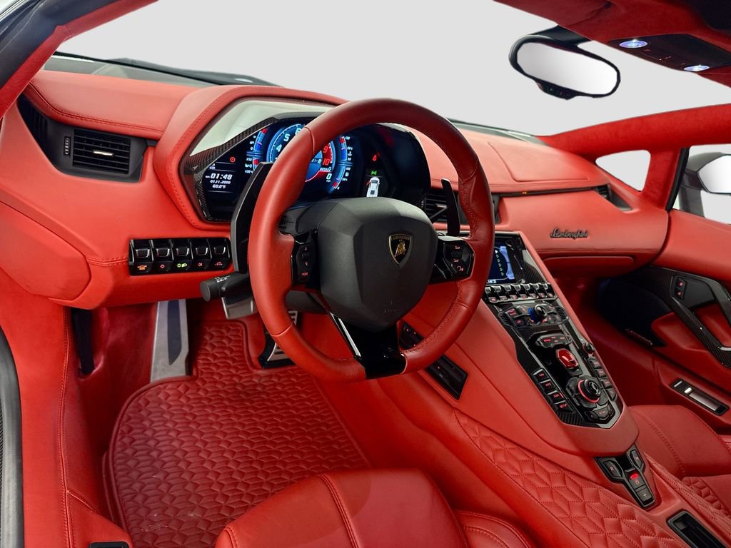 Used 2018 Lamborghini Aventador S AWD/4WD image 9