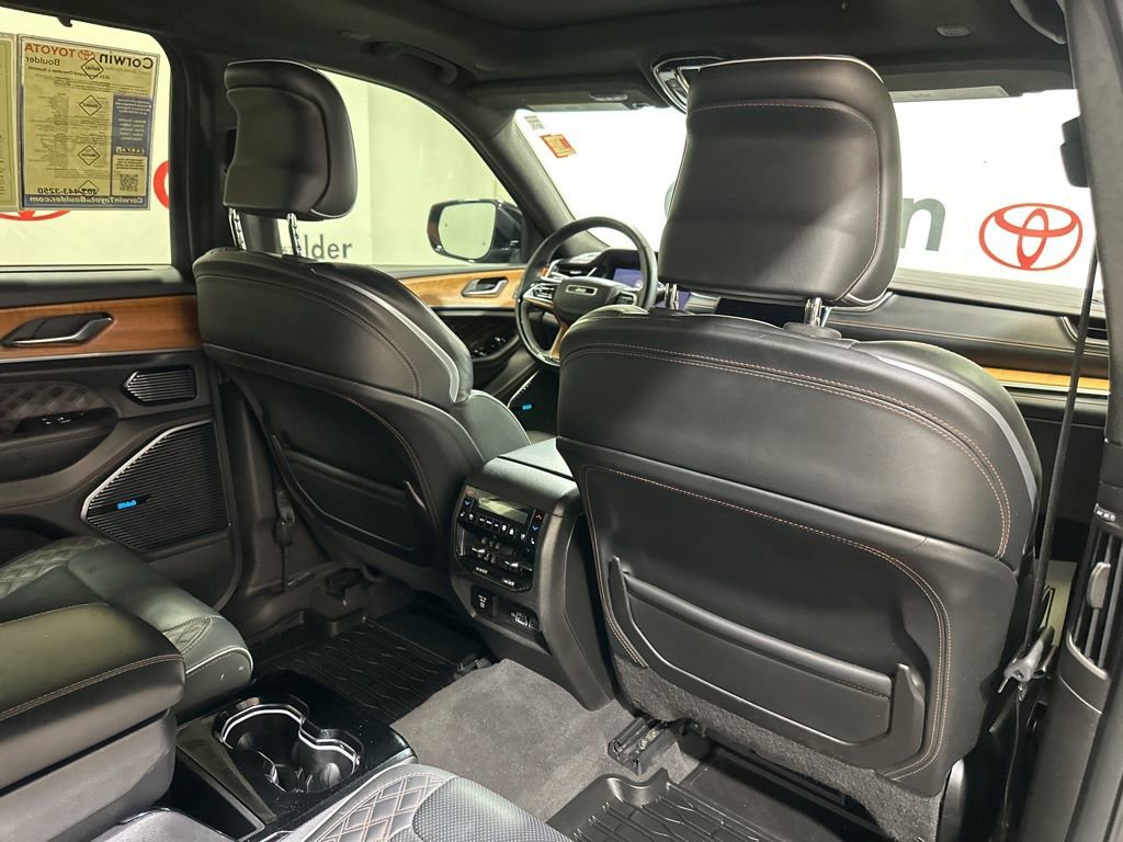 Used 2021 Jeep Grand Cherokee L Summit image 16