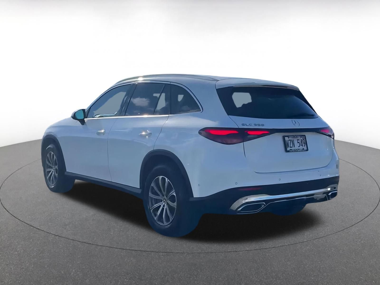 Used 2024 Mercedes-Benz GLC 300 image 10