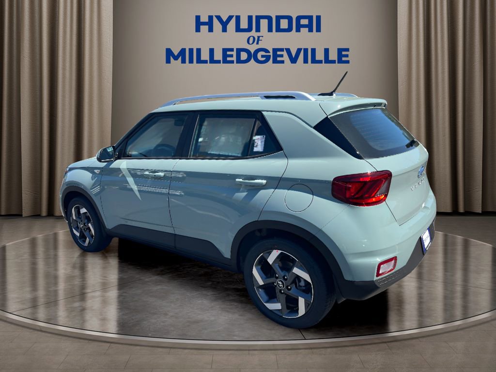 New 2026 Hyundai Venue SEL FWD image 4