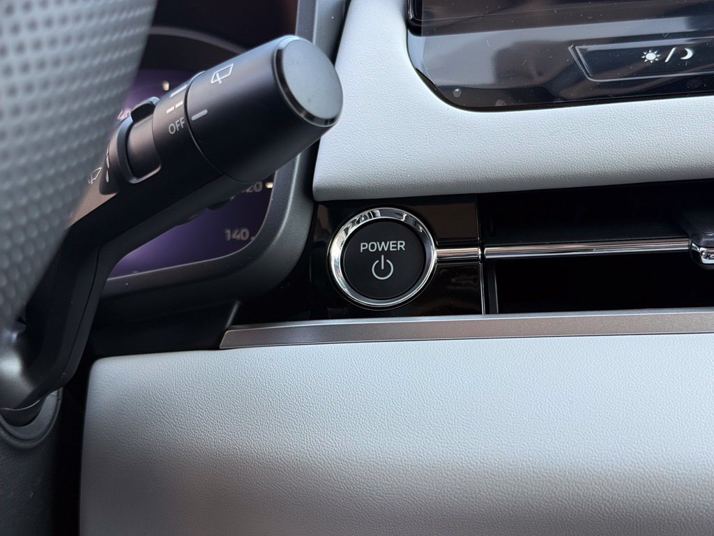 New 2026 Mitsubishi Outlander SE AWD/4WD image 32