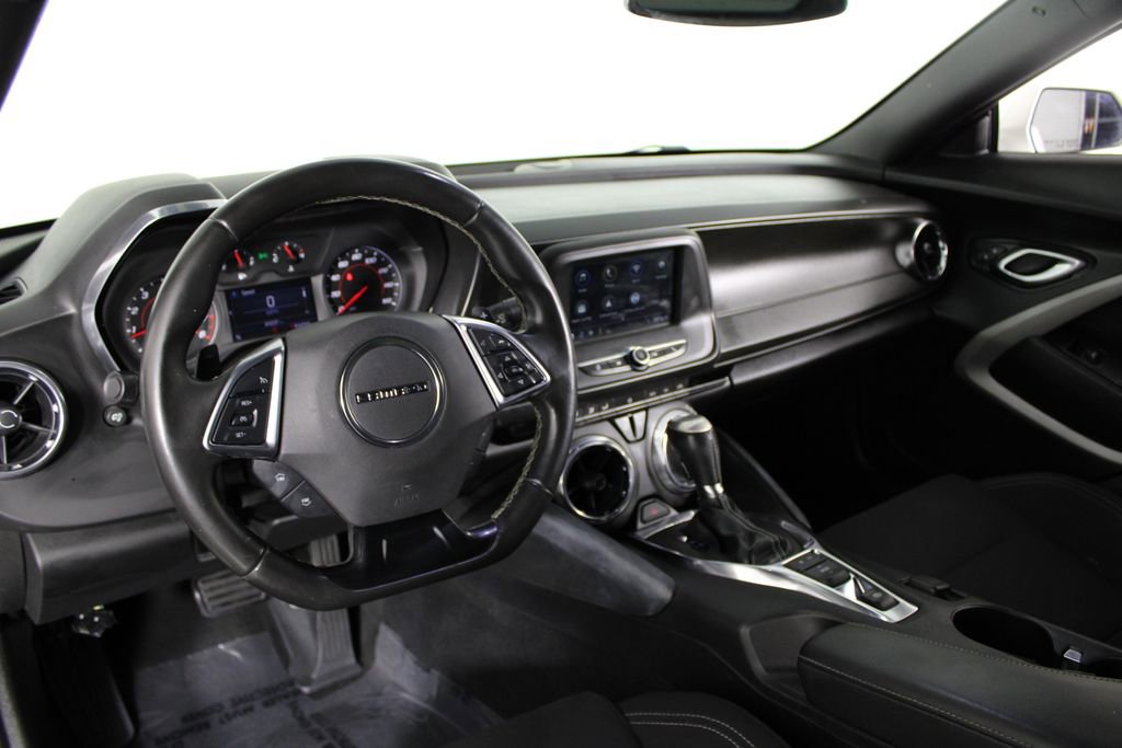Used 2019 Chevrolet Camaro LT image 17