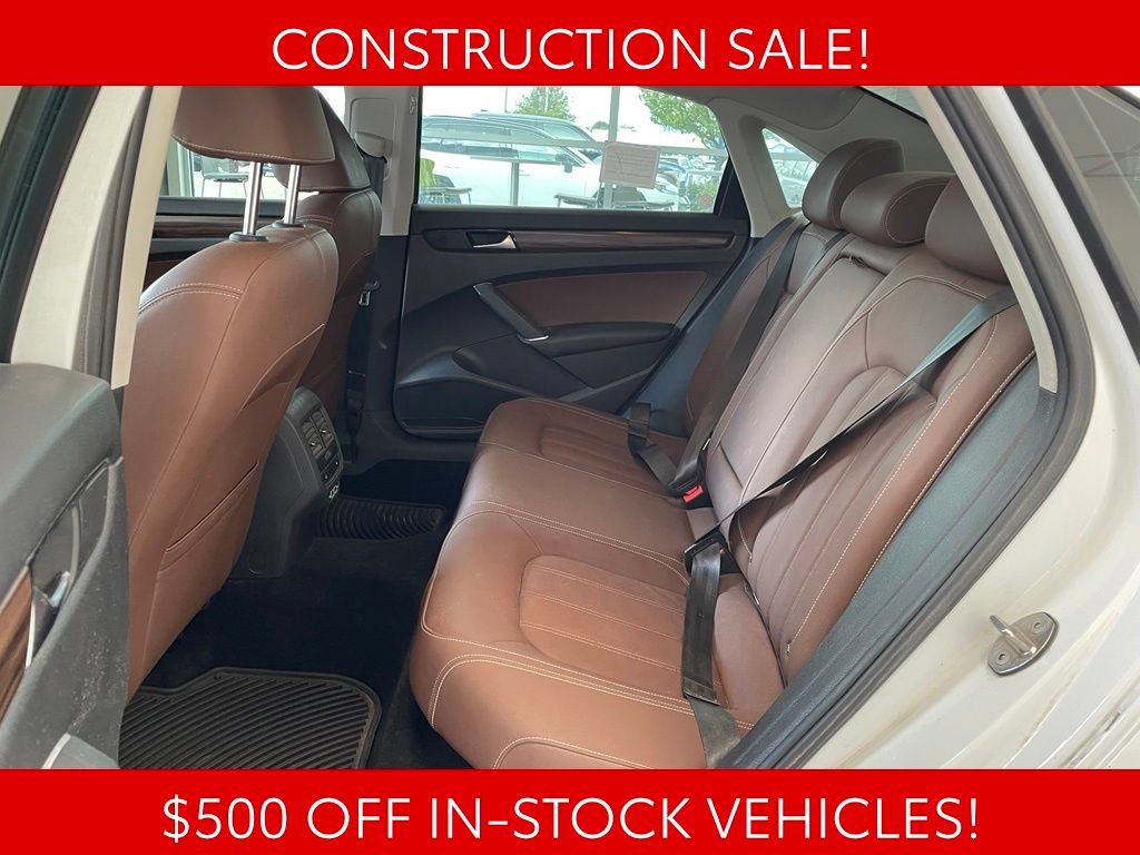 Used 2022 Volkswagen Passat 2.0T FWD image 12