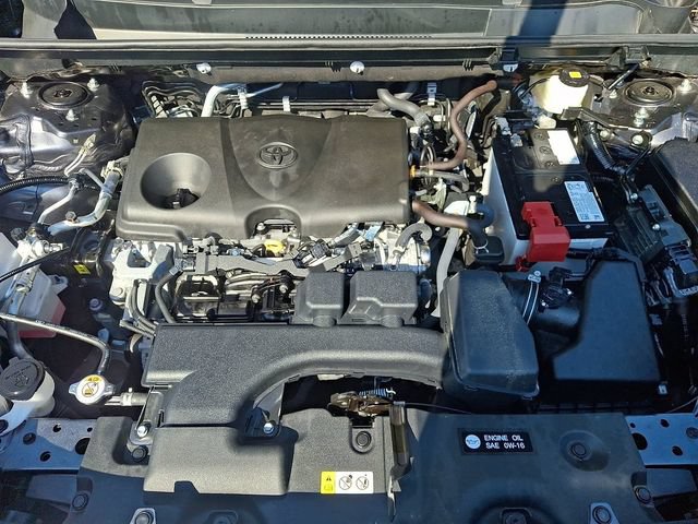 Used 2025 Toyota RAV4 XLE AWD/4WD image 30