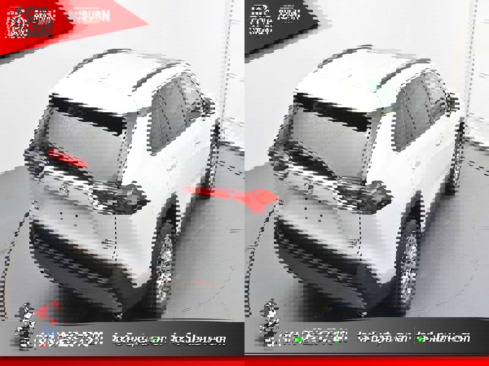 Used 2023 Toyota RAV4 Limited image 25