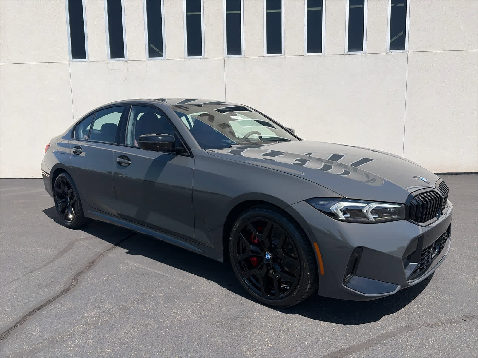 New 2026 BMW 330i Sedan w/ M Sport Package RWD image 3