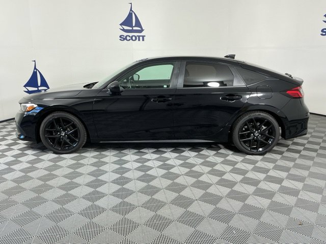 Used 2023 Honda Civic Sport image 4