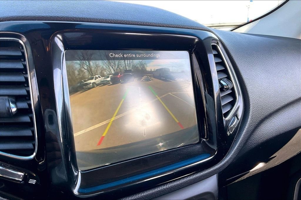 Used 2019 Jeep Compass Limited image 19