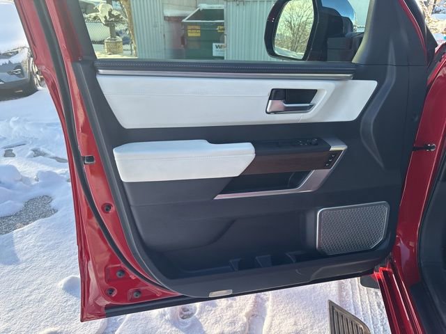 Used 2024 Toyota Sequoia Capstone image 11