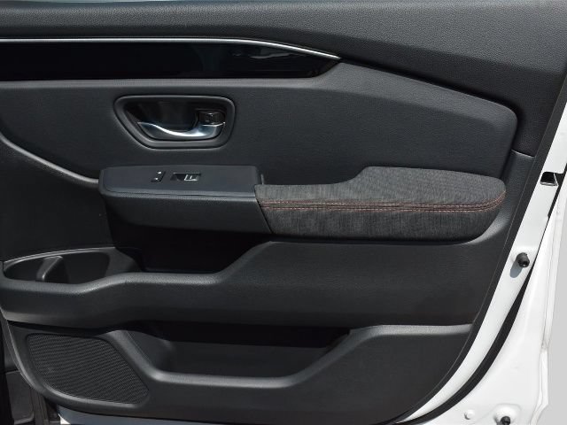 Used 2025 Honda Pilot Sport image 27