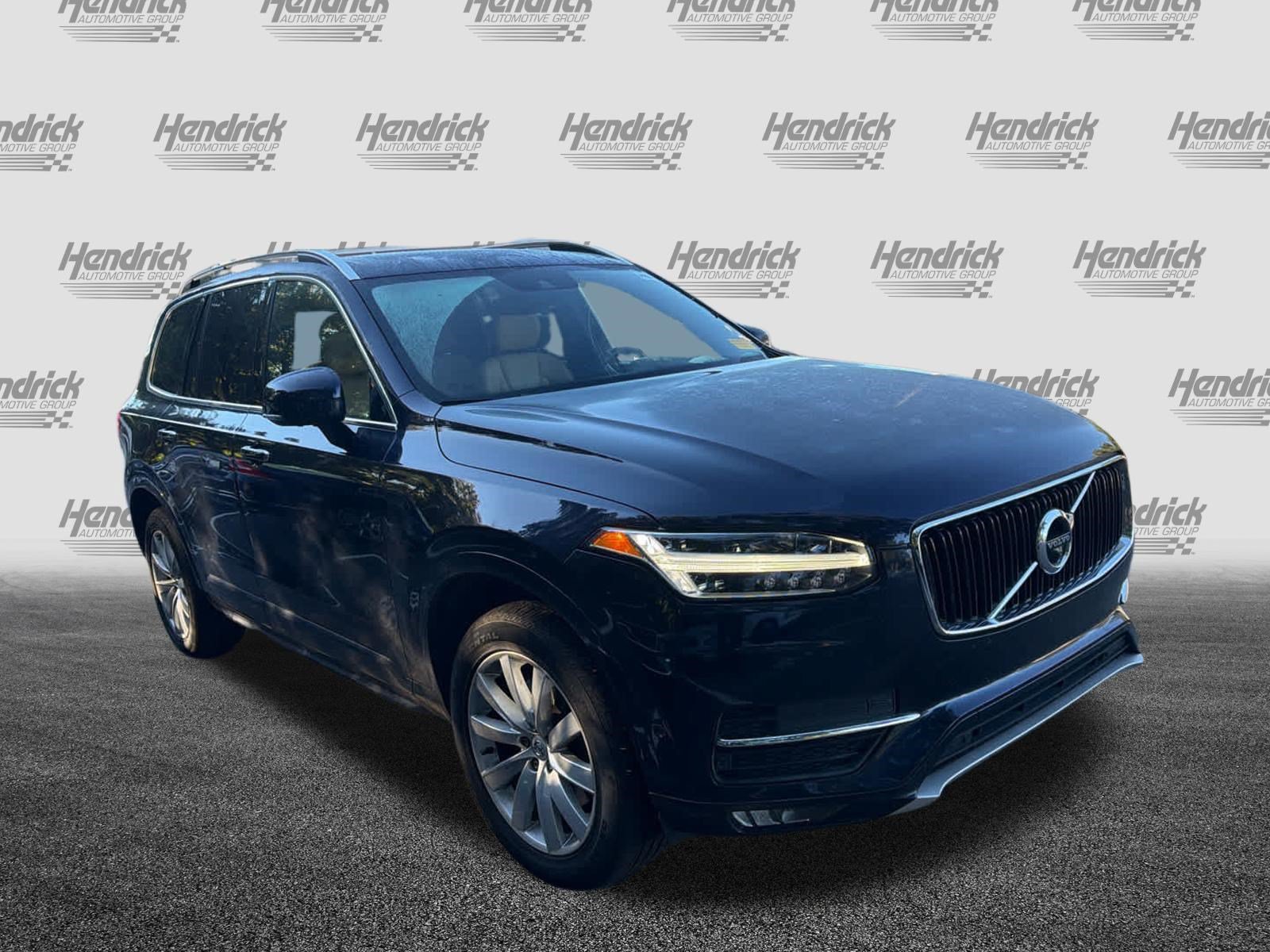 Used 2017 Volvo XC90 T6 Momentum w/ Vision Package AWD/4WD image 2