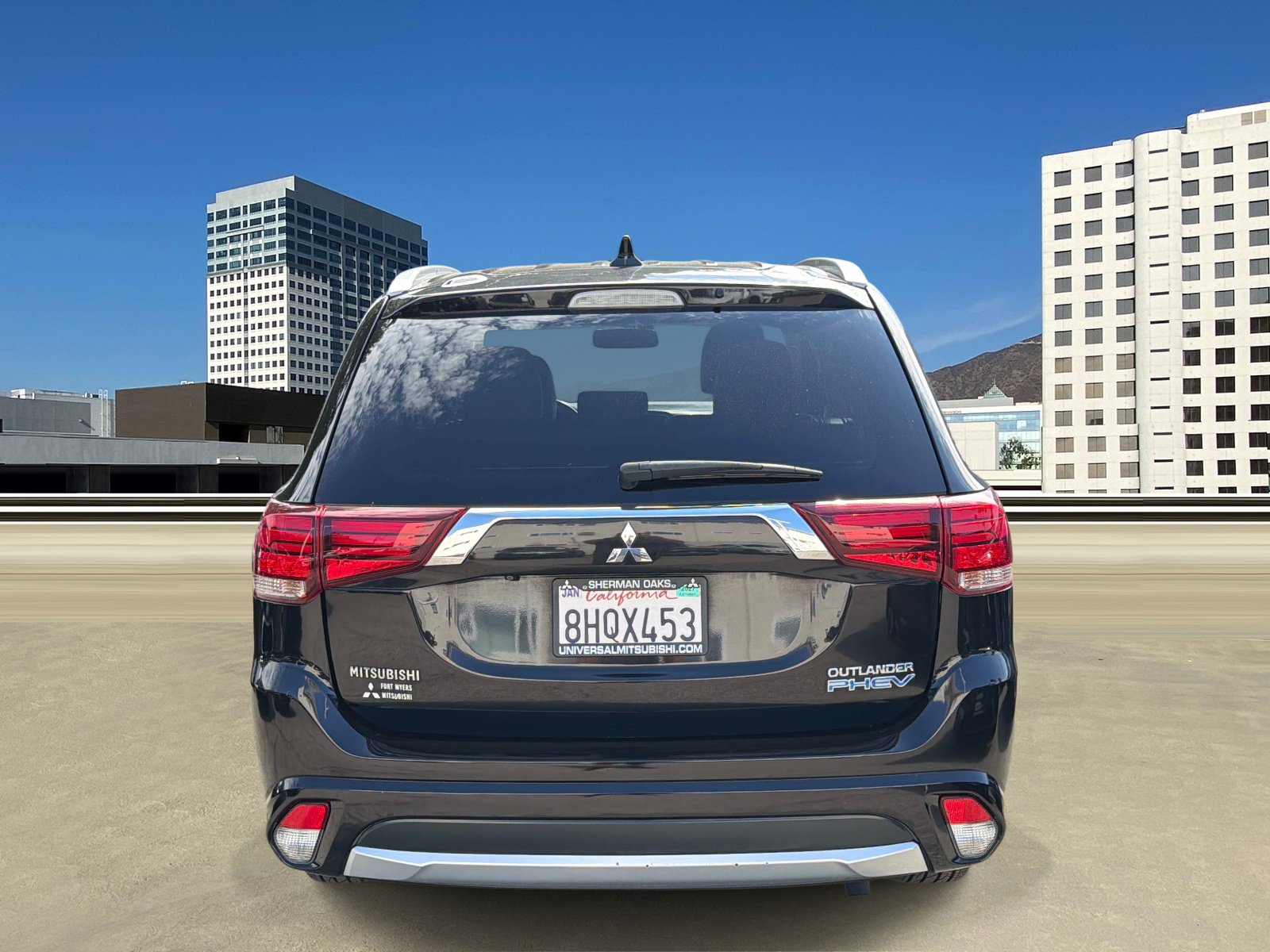 Used 2018 Mitsubishi Outlander SEL AWD/4WD image 4