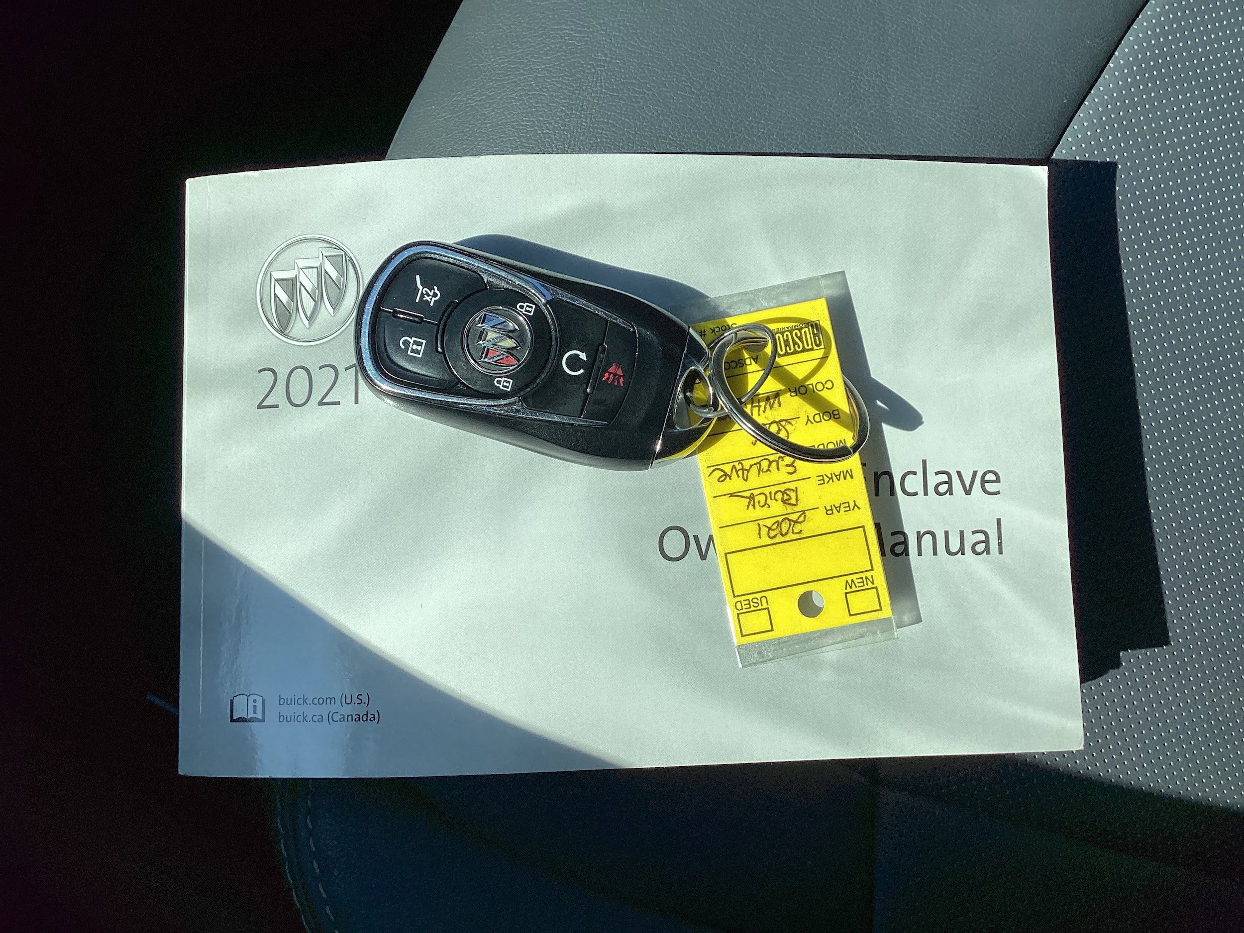 Used 2021 Buick Enclave Essence FWD image 22
