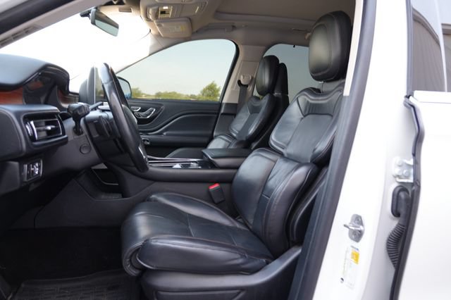 Used 2020 Lincoln Aviator Reserve w/ Equipment Group 202A AWD/4WD image 11