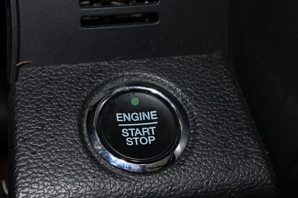 Used 2021 Ford Expedition XLT image 41