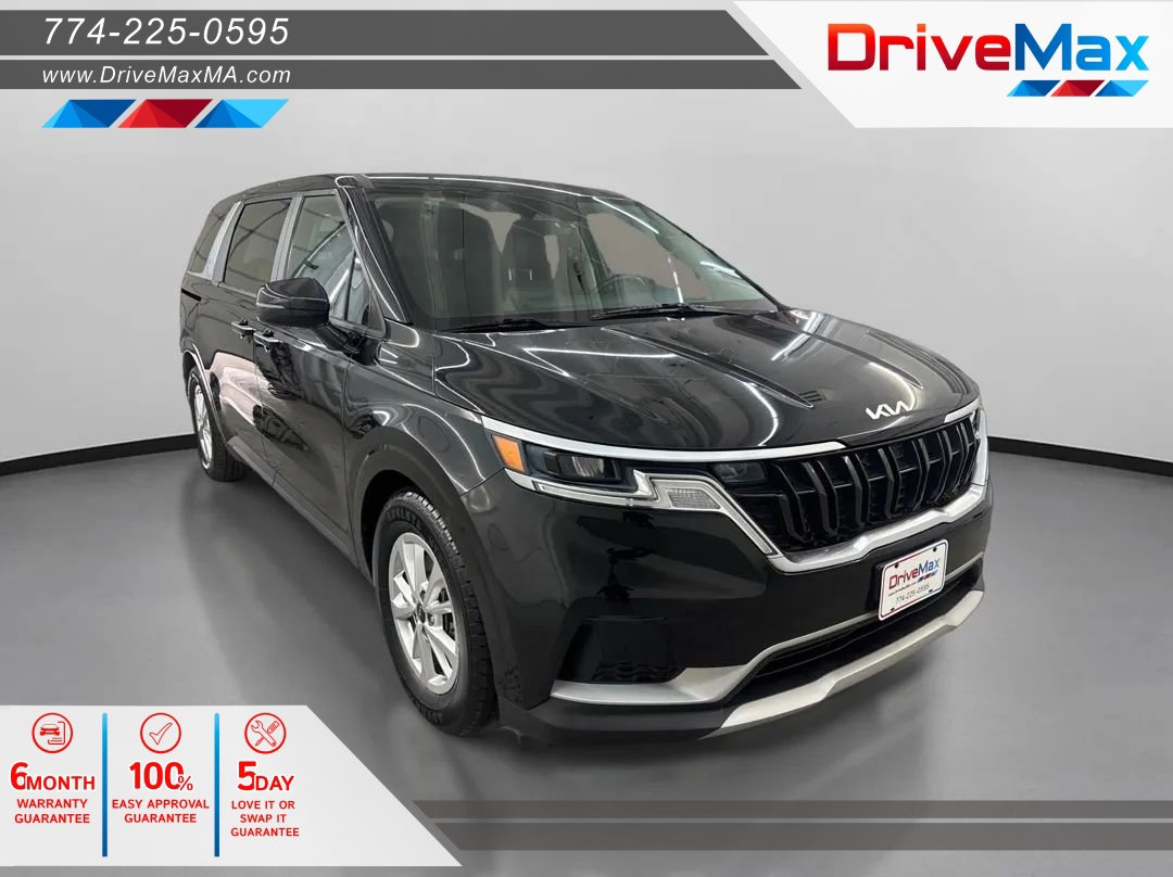 Used 2022 Kia Carnival LX FWD image 1