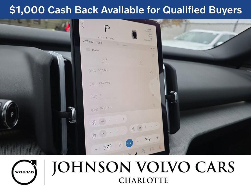 New 2025 Volvo EX30 Plus w/ Protection Package Premier image 21