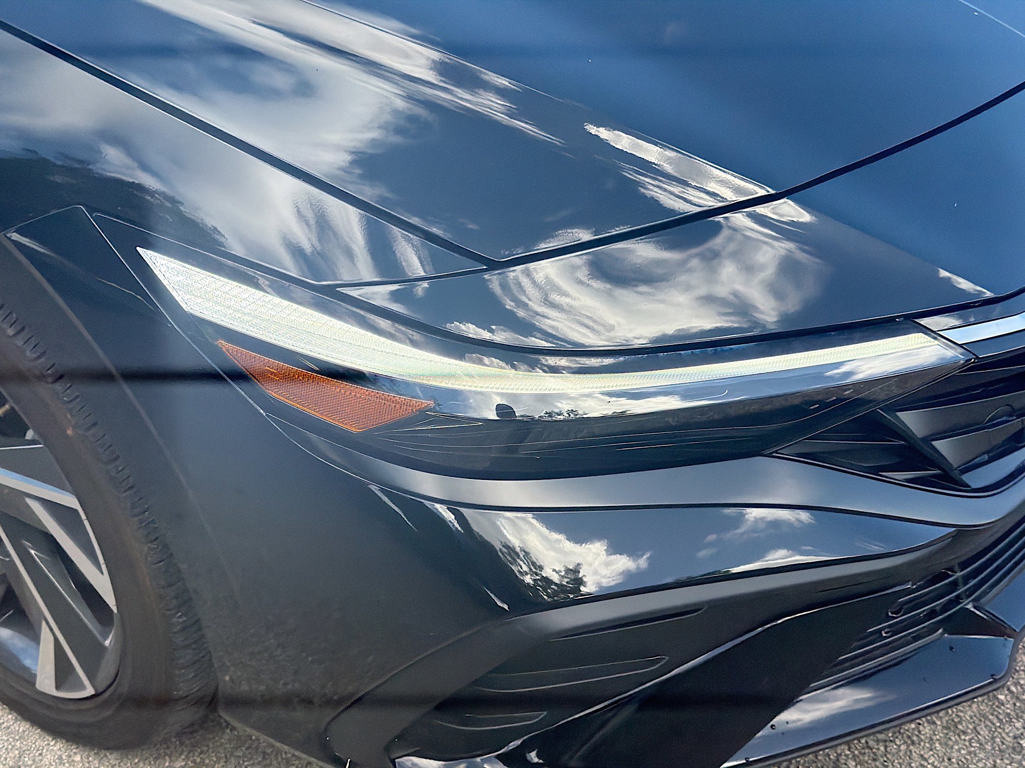 Used 2025 Hyundai Elantra SEL image 31