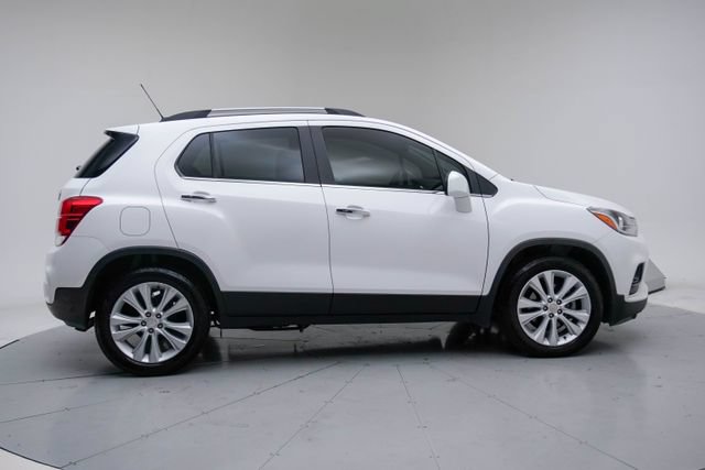 Used 2018 Chevrolet Trax Premier FWD image 15