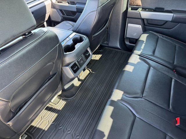 Used 2024 Ford F250 Lariat w/ Sport Appearance Package image 19