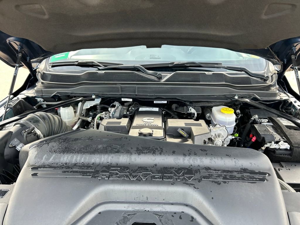 Used 2024 RAM 3500 Tradesman w/ Chrome Appearance Group image 22