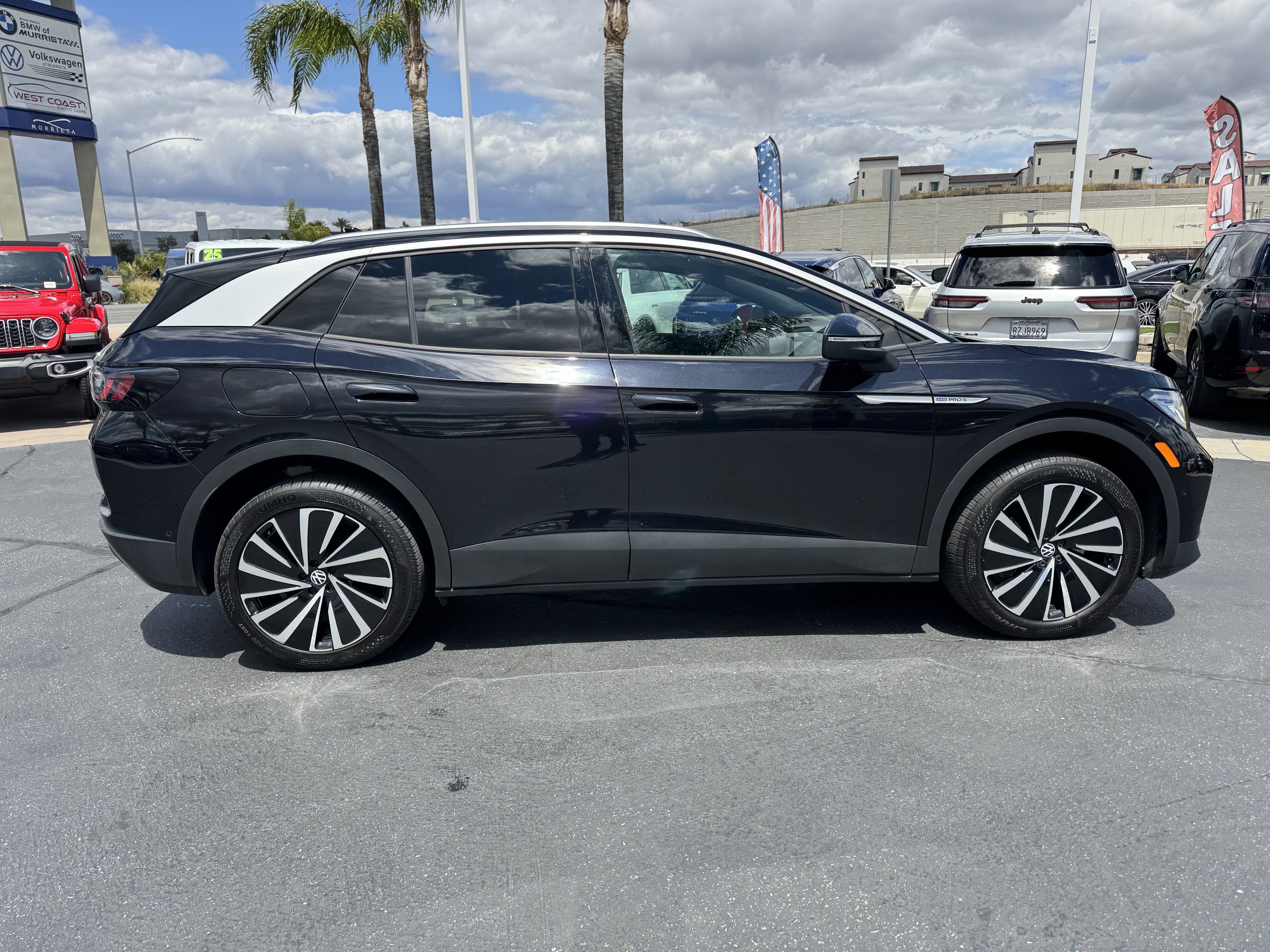 Used 2023 Volkswagen ID.4 Pro S Plus AWD/4WD image 11