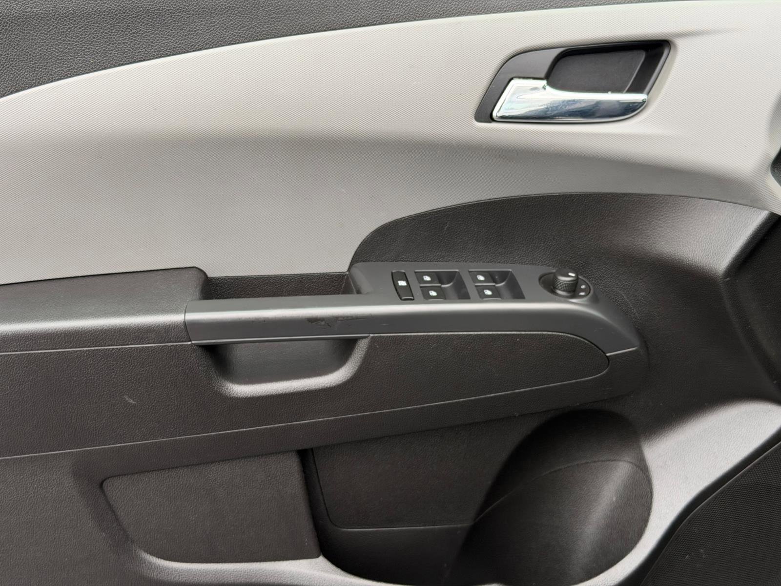 Used 2012 Chevrolet Sonic LTZ FWD image 14