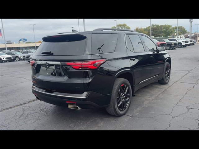 Used 2023 Chevrolet Traverse Premier w/ Redline Edition AWD/4WD image 8