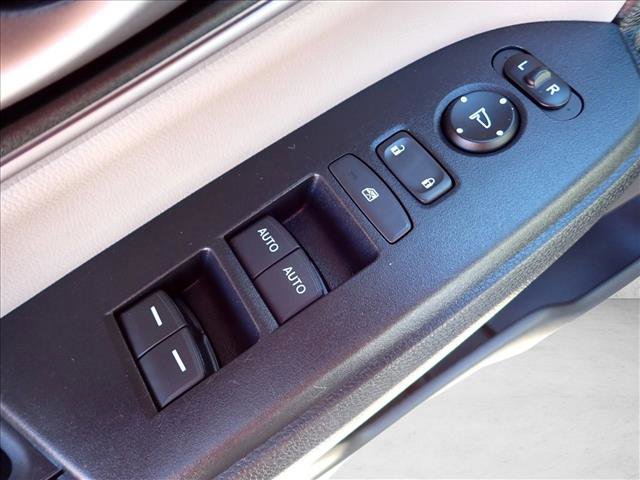 Used 2017 Honda CR-V EX-L image 17