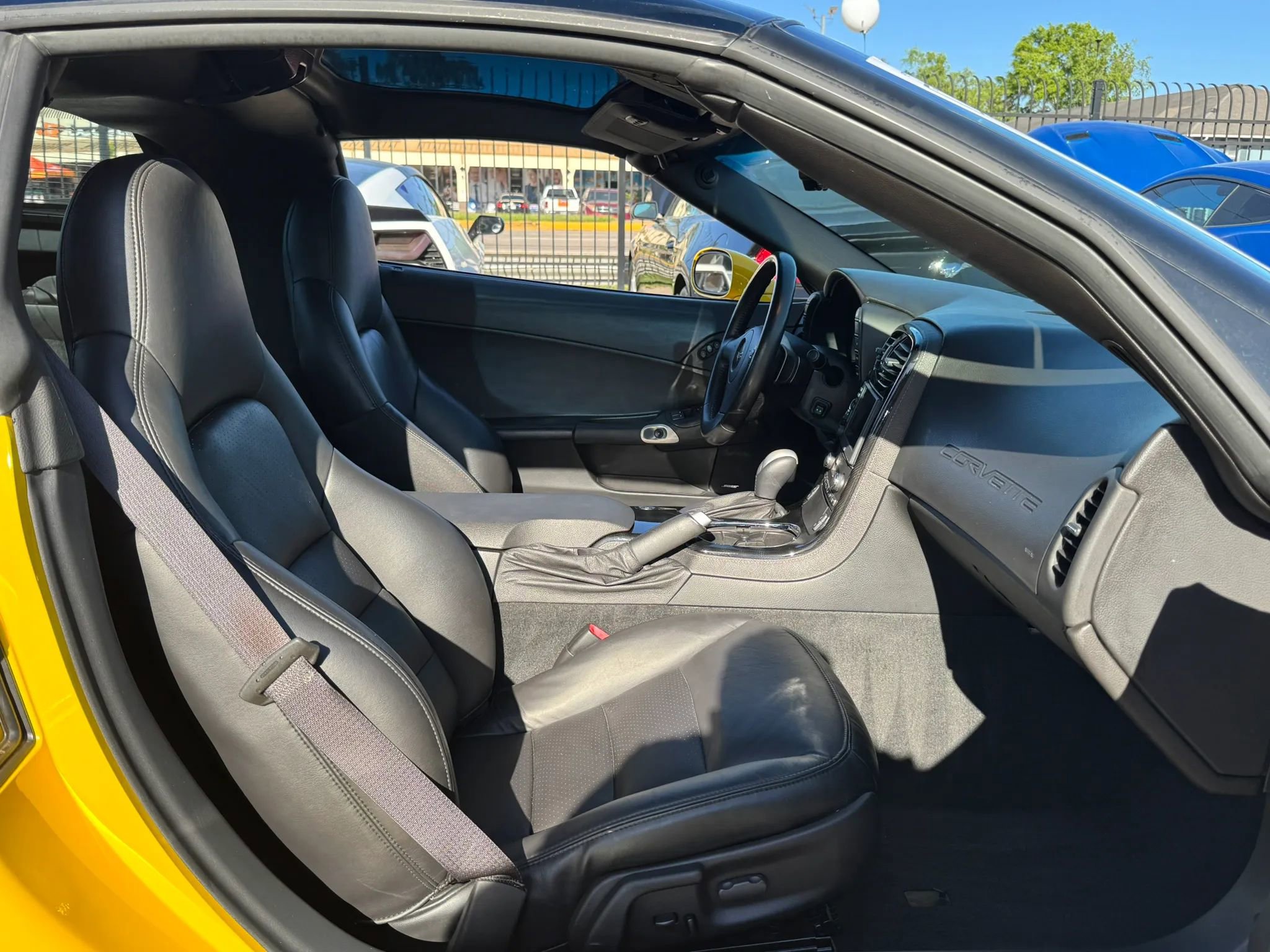 Used 2008 Chevrolet Corvette Coupe w/ Preferred Equipment Group RWD image 21