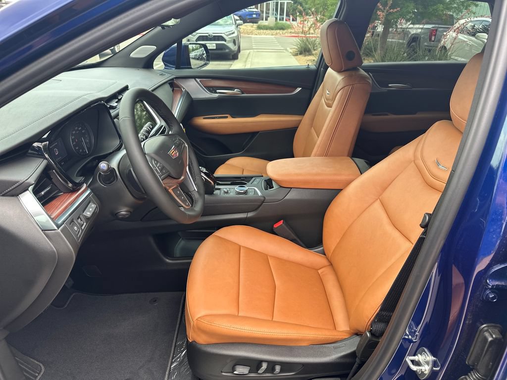 New 2026 Cadillac XT5 Premium Luxury w/ Driver Assist Package FWD image 18