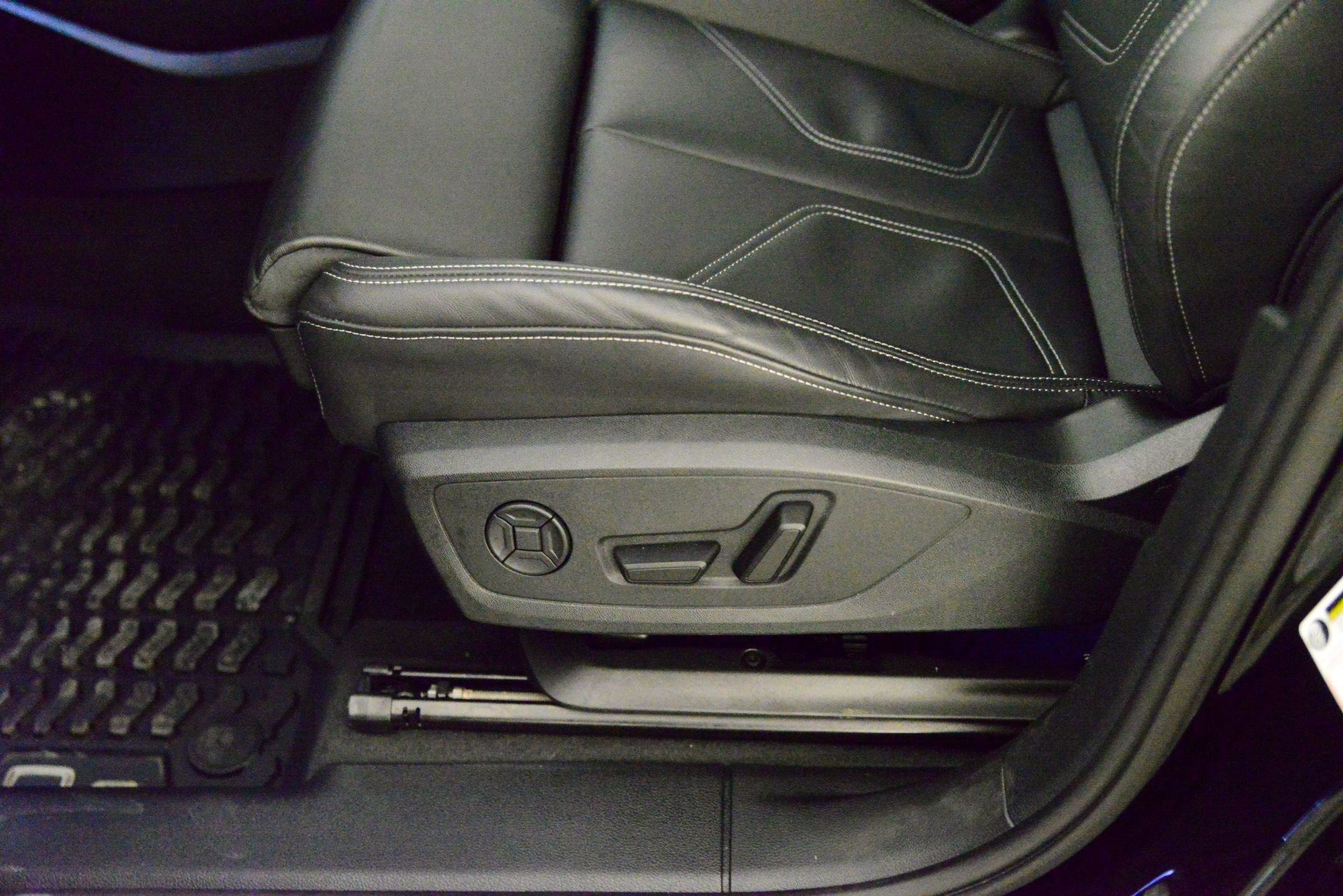 Certified 2025 Audi Q3 2.0T Premium w/ Convenience Package image 27