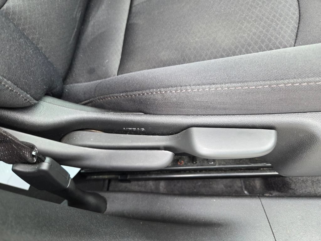Used 2024 Chevrolet Malibu LT FWD image 17