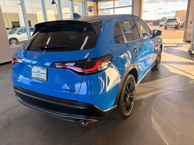 Used 2026 Honda HR-V Sport image 3