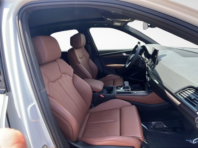 Used 2023 Audi Q5 e Premium Plus w/ Premium Plus Package AWD/4WD image 18