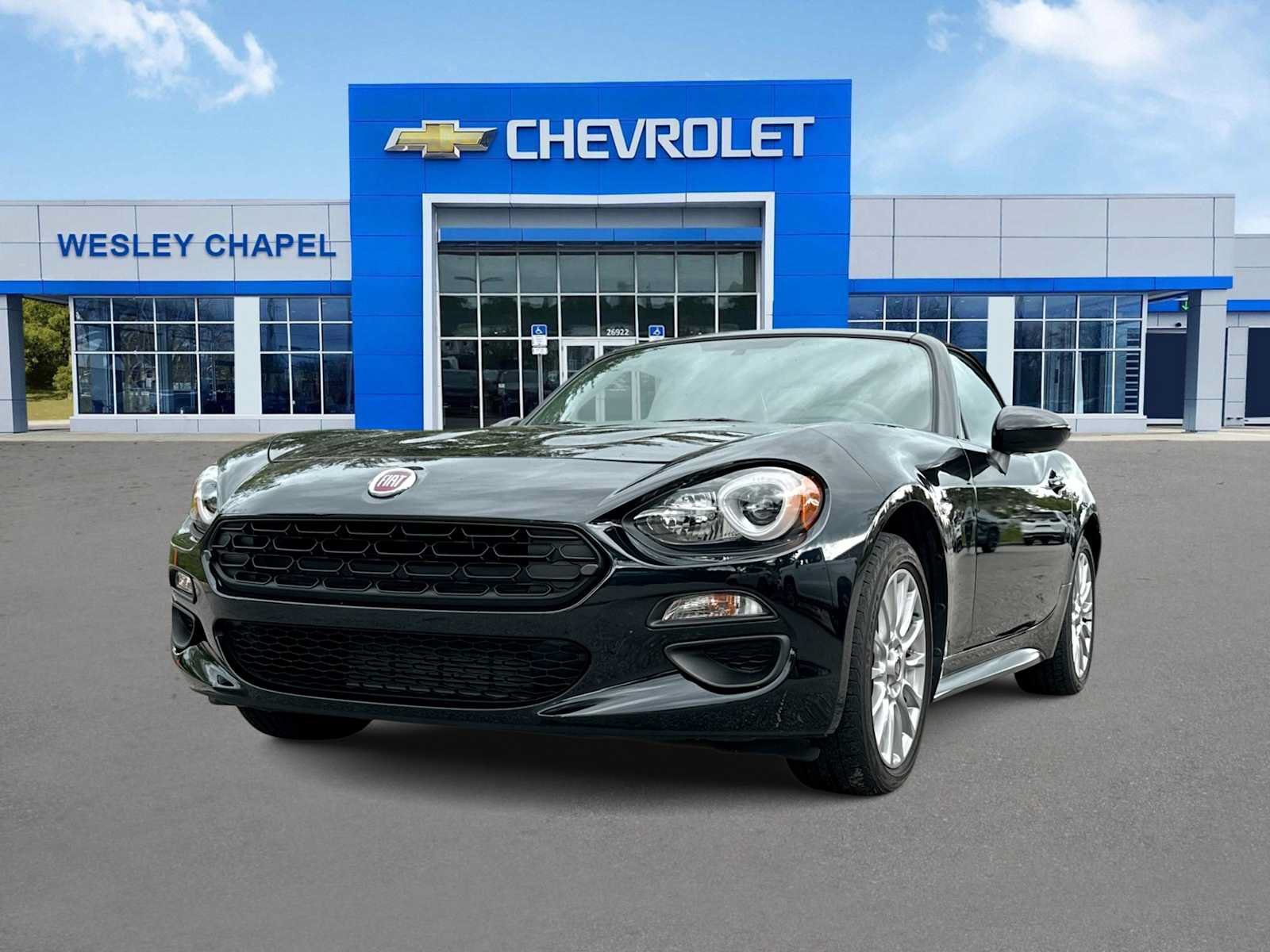 Used 2020 FIAT 124 Spider Classica w/ Technology Group RWD image 1